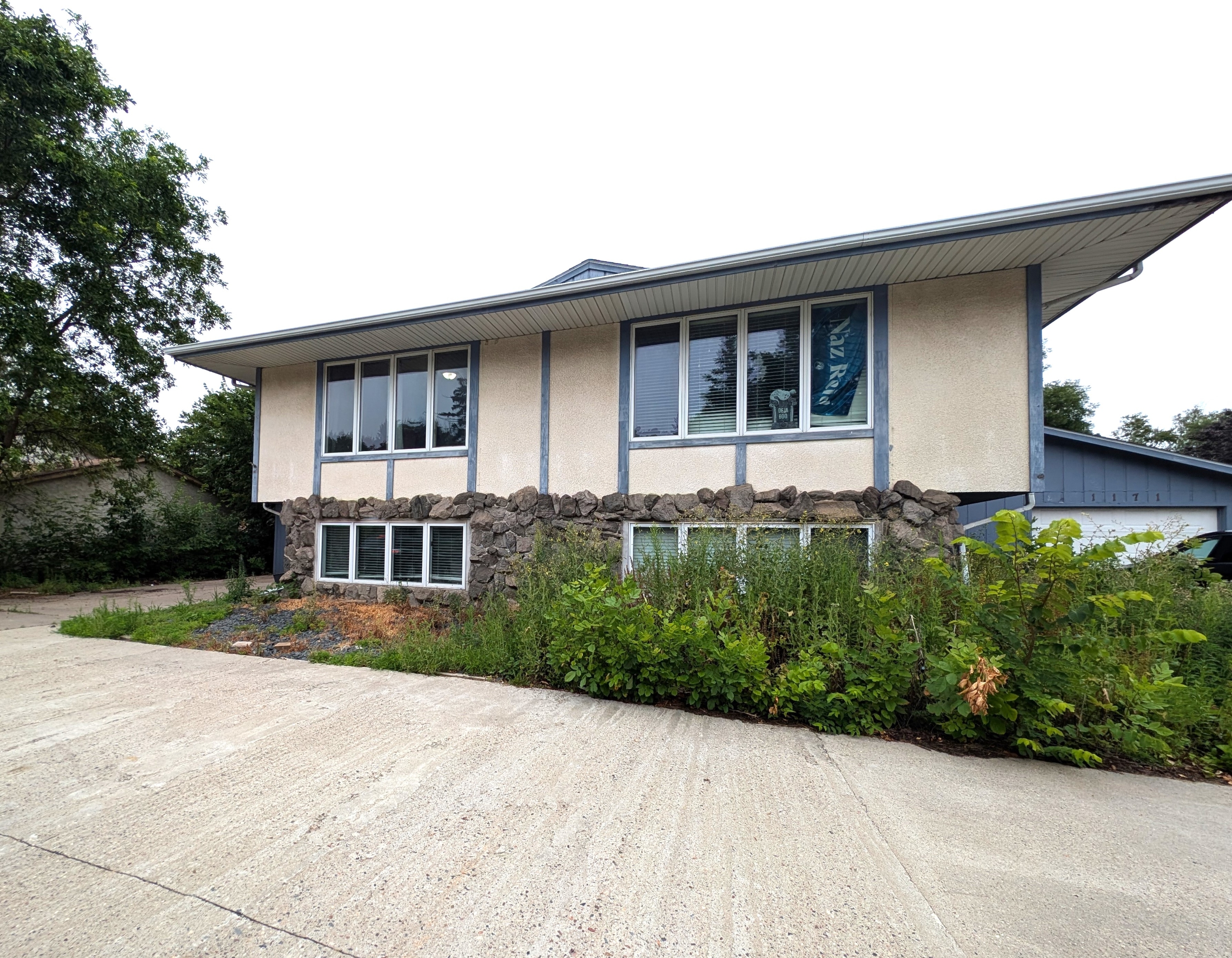 1173 County B Road West