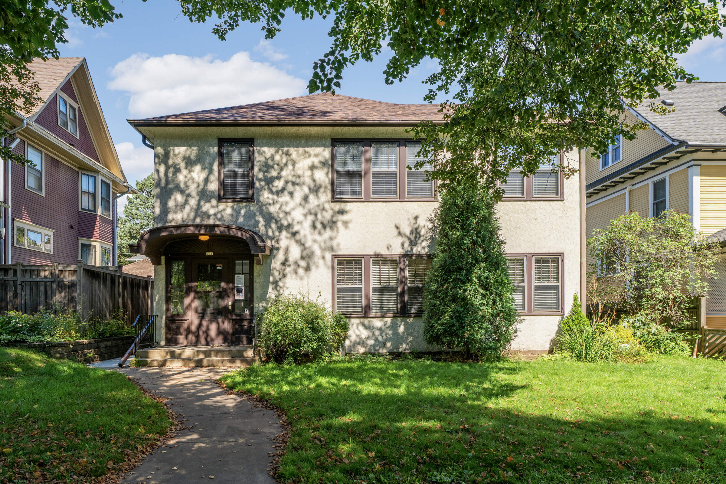 Property thumbnail image