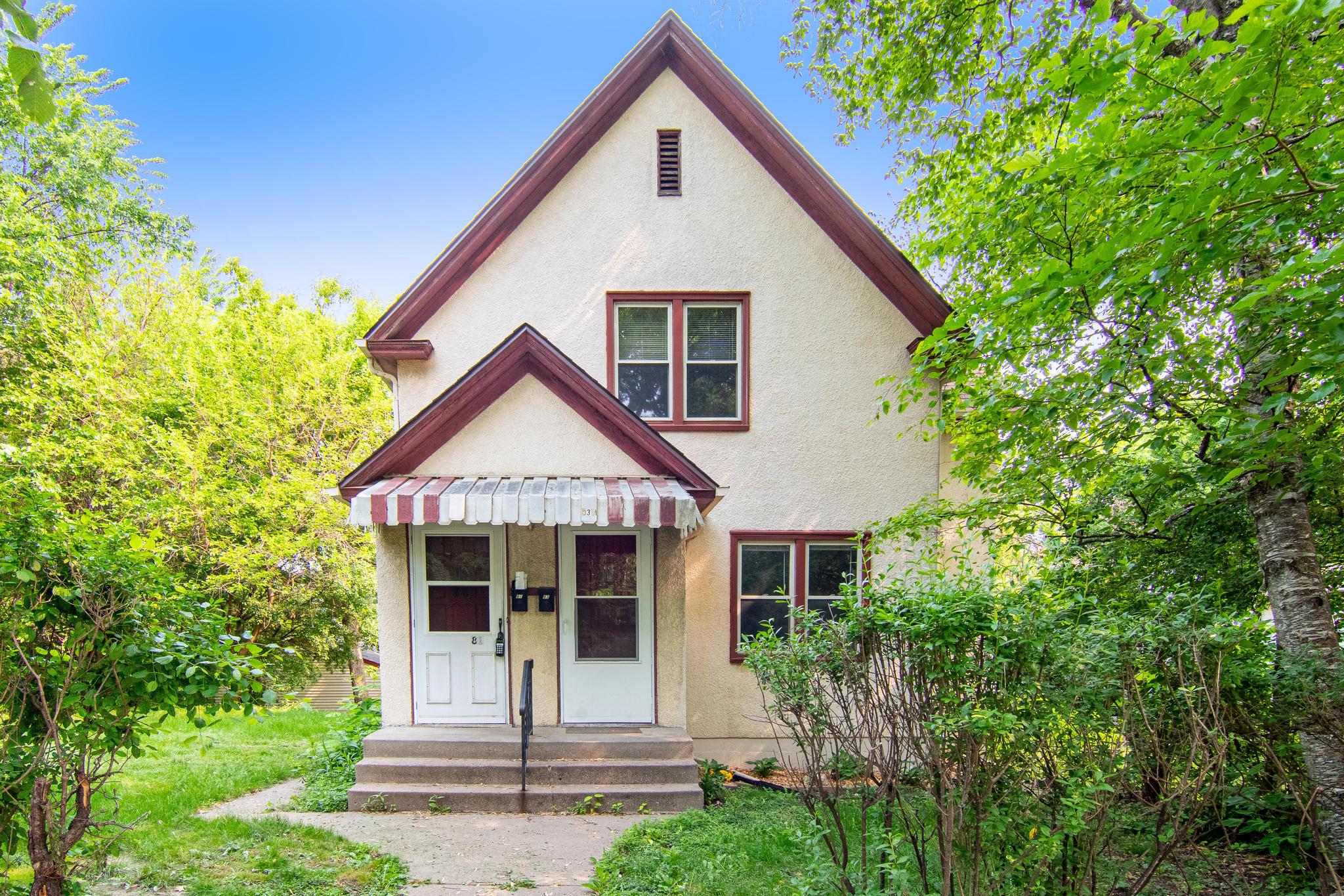 83 Winona Street East
